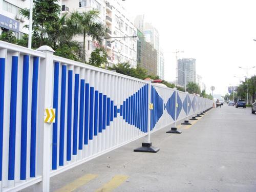 China Outdoor UV Aluminum PVC Coated Pool Fence
