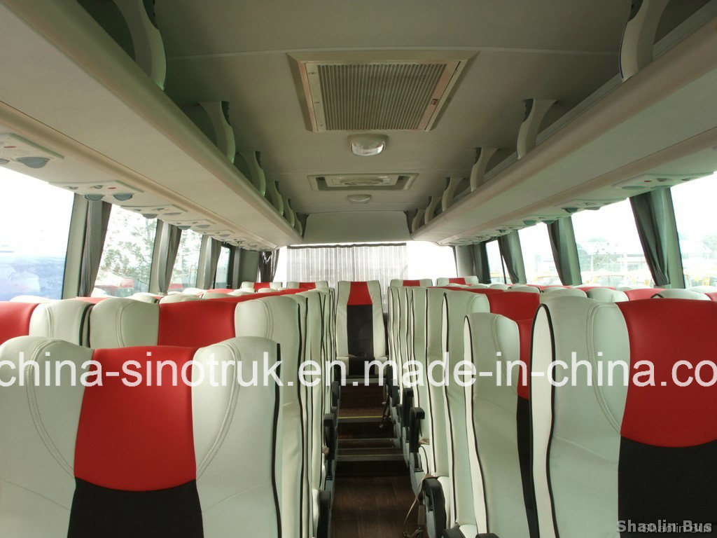 China Cheap 9 Meters Long Tourist Bus with 39 Seats