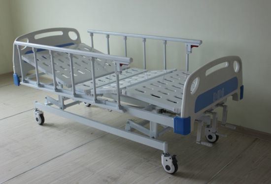 Double Crank Manual Hospital Bed Medical Furniture