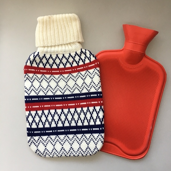 Good Quality 2L Hot Water Bag with Knit Cover