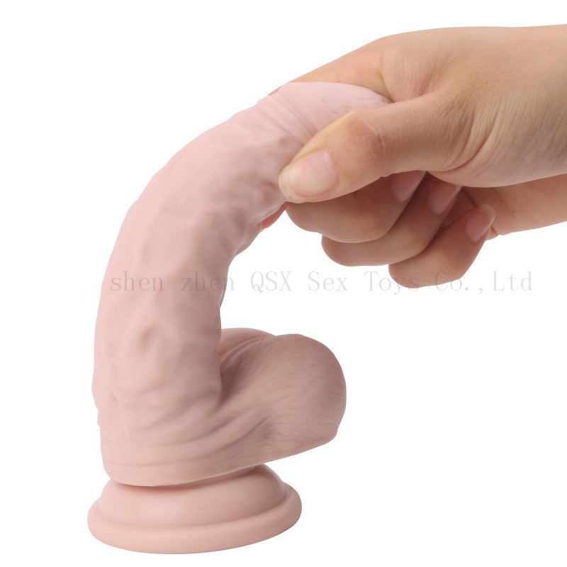 China Factory Supply Realistic Silicone Dildo Sex Toy for Woman