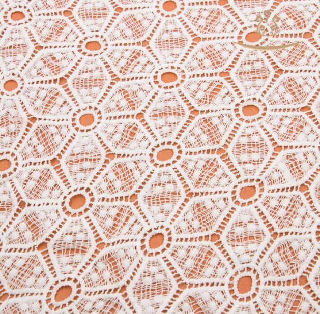 New Hot Sale Two Tone100 Polyester Embroidery Lace Fabric