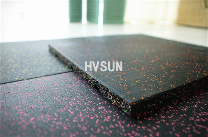 Hot Sale China Supply Shock Absorbing Gym Rubber Flooring Roll