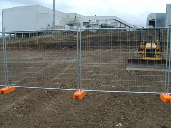 Hot Dipped Galvanized Wire Mesh Removable Temporary Fence