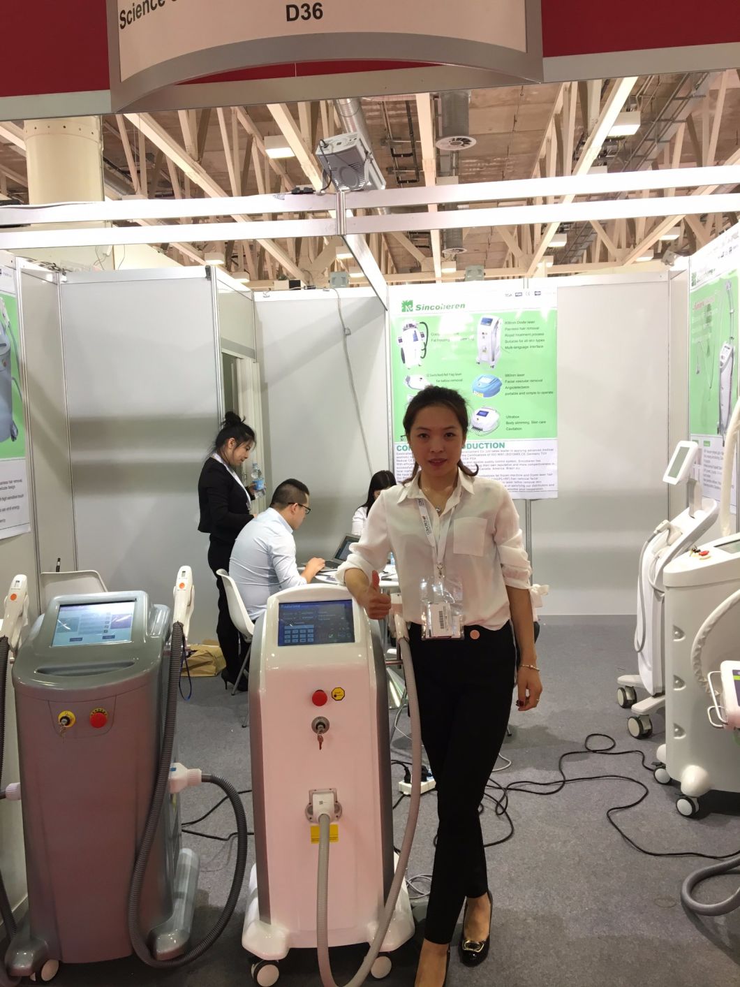 Beijing Sincoheren Lightsheer Painless Diode Laser Hair Removal Machine Price with FDA/ Germany TUV Medical Ce/ Tga Approved