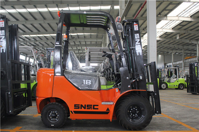 New 1.8 Ton Diesel Forklift