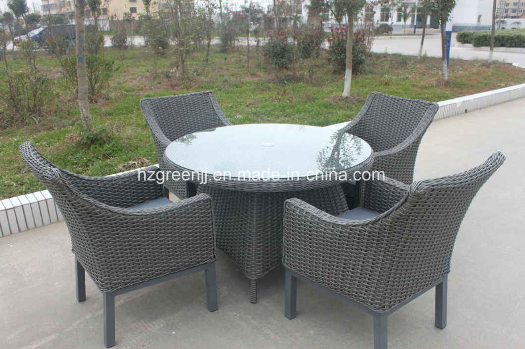 5 Pieces Round Table Arm Chairs Wicker Furniture Dining Set