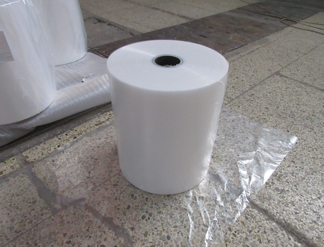 PE Shrink Film Roll