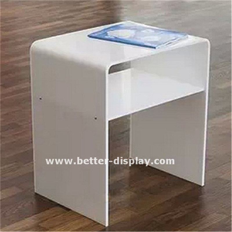 Acrylic Crystal Clear Organic Glass Chair (BTR-Q3008)