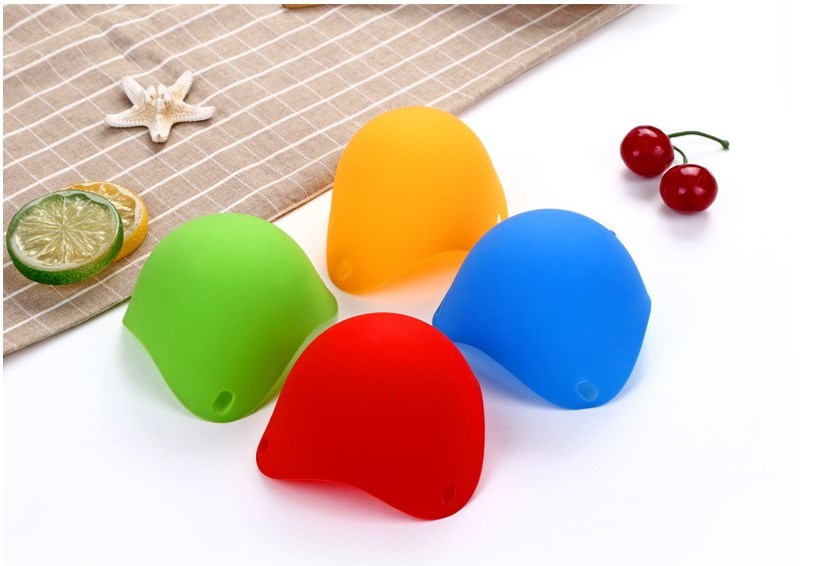 Microwave or Stovetop Egg Cooker Silicone Egg Poacher Cups