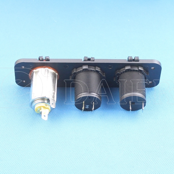 Daier Panel Mounted USB Controlled Socket&Car Cigarette Lighter Plug
