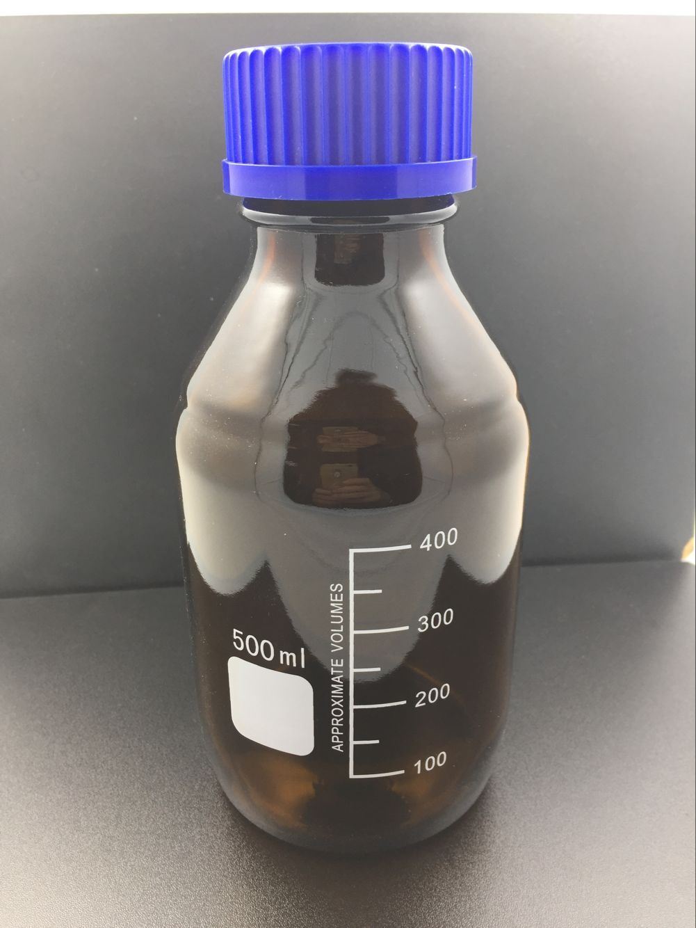 Laboratory Graduated Borosilicate Reagent Bottle