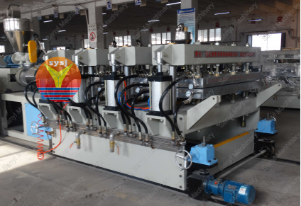 Plastic Extrusion Machinery/PVC Foaming Board Equipment
