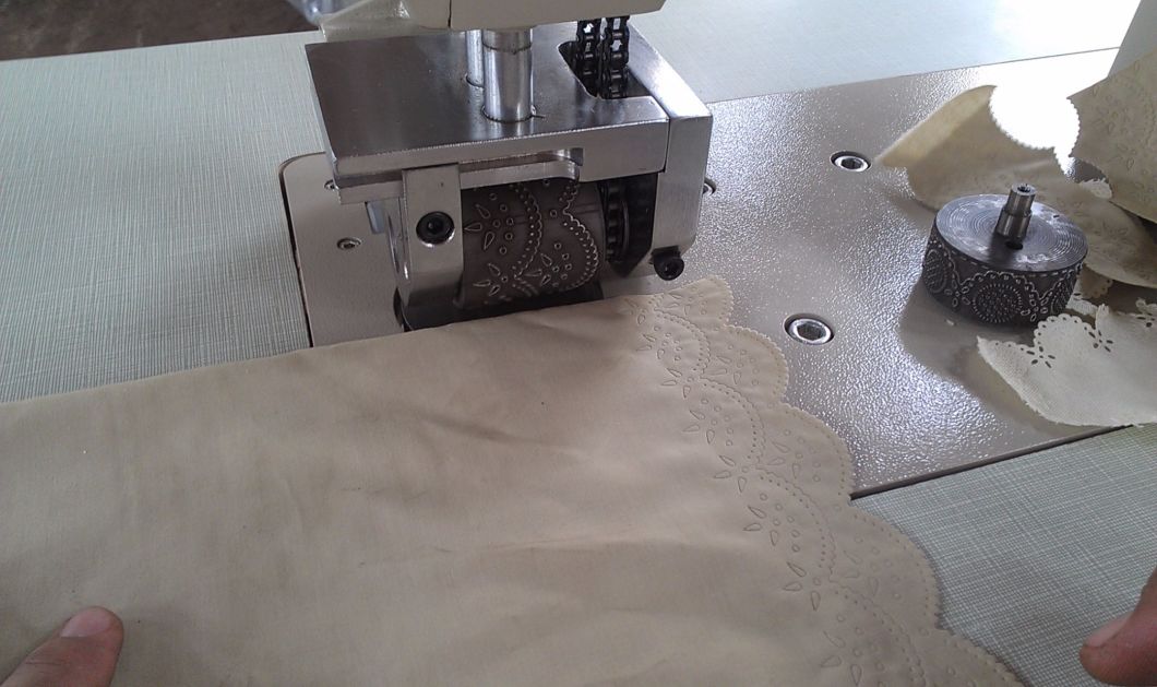 Ultrasonic Lace Sewing Machine for Cutting Ribbons