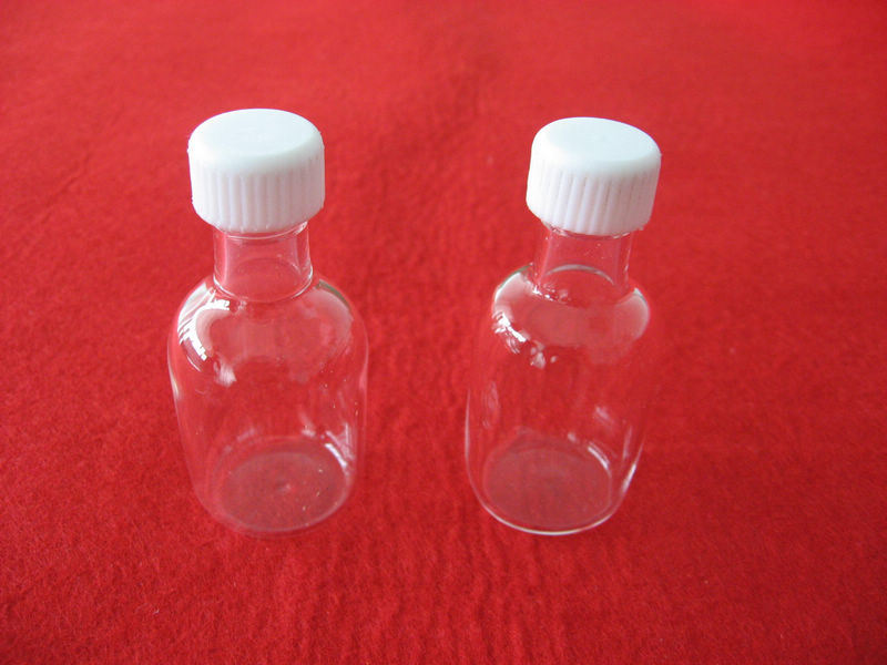 High Purity Clear Quartz Reagent Bottle with Teflon Stopper