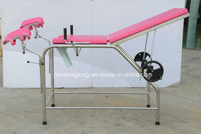 Simply Equipped Gynecological Examination Bed Price (c)