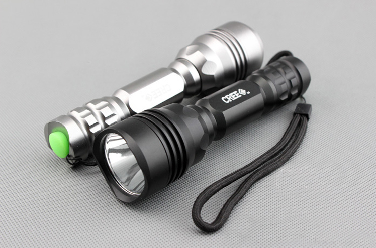 Q5 5W 18650 Rechargeable LED Torch Light