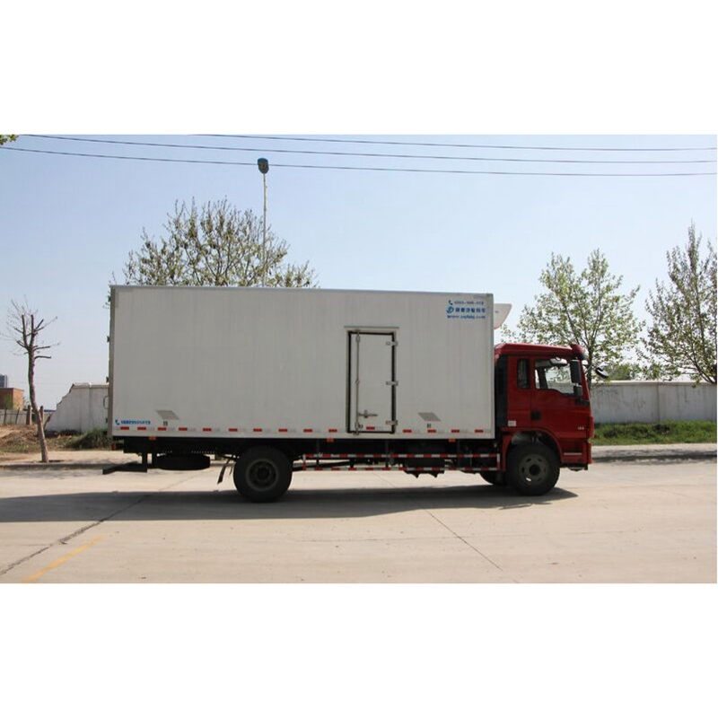 Refrigerated Truck with 6.1m Refrigerated Truck Box Sale