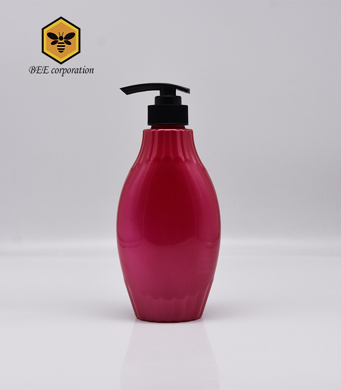 Cosmetic Shampoo Bottle Plastic Container Pet Box (WX-2-B-560)