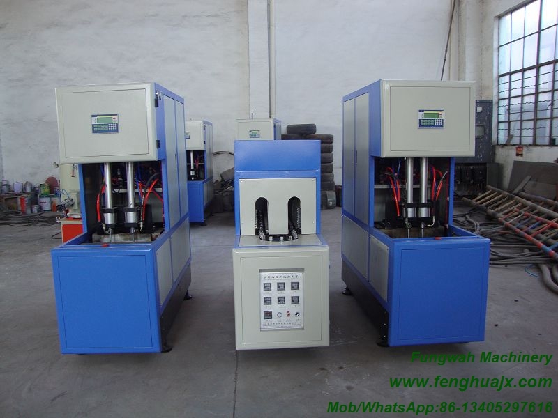 China Manufacture Pet Plastic Bottle Blowing Machine Price