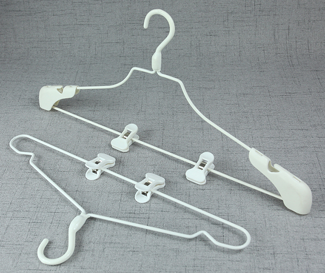 High Quality Metal Clothes Hanger with Non-Slip Shoulders and Clips