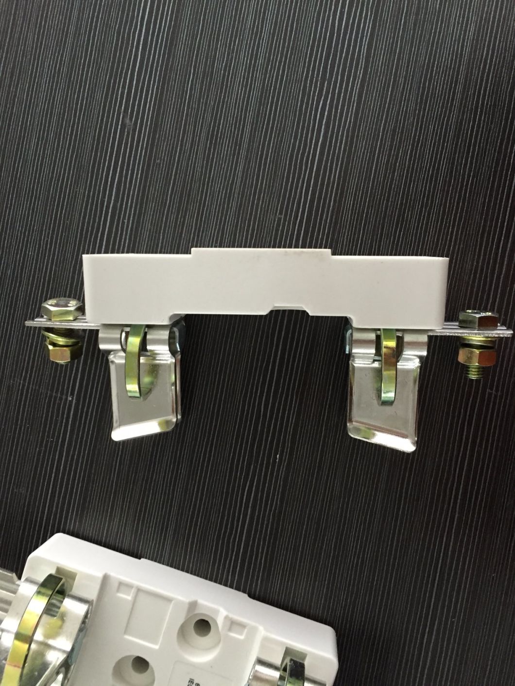 Nh2 400A 690V Porcelain Blade Fuse Holder