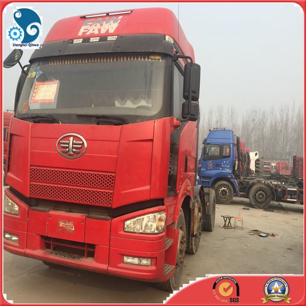 6X4, 4X2 China FAW Low Bed Semi Trailer Tractor Head Truck for Sale