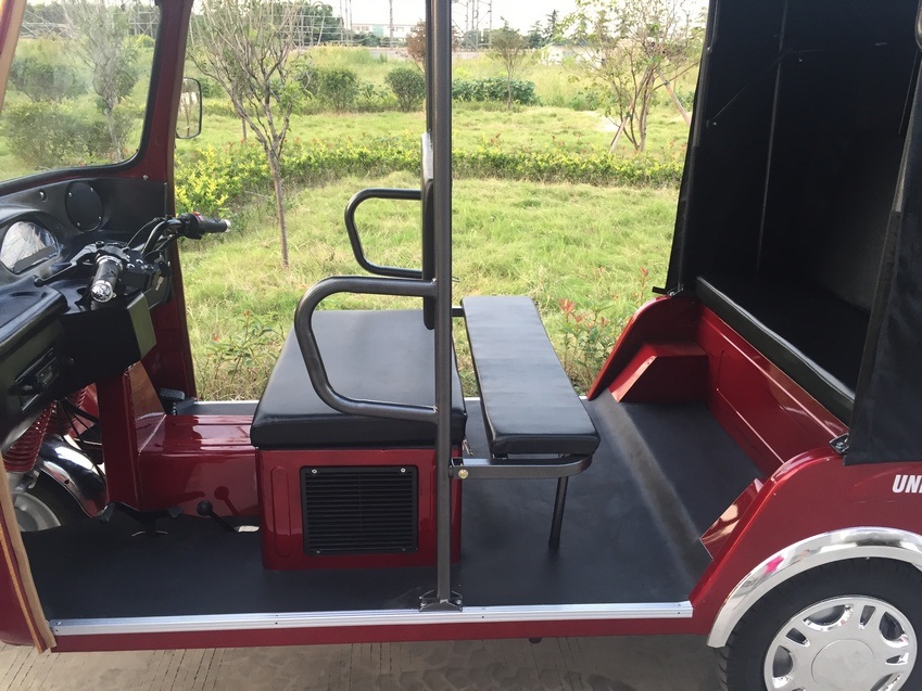 Tuk Tuk Passenger Tricycle with 150cc (DTR-11B)