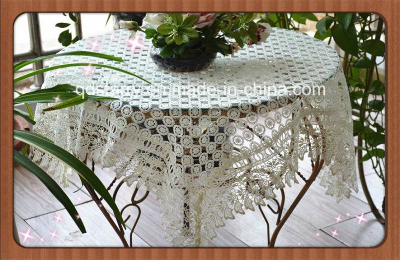 Machine Made 100% Polyester Lace Table Cloth