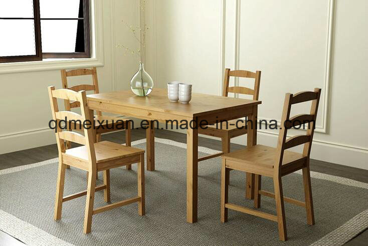 Solid Wooden Dining Table Living Room Furniture (M-X2912)