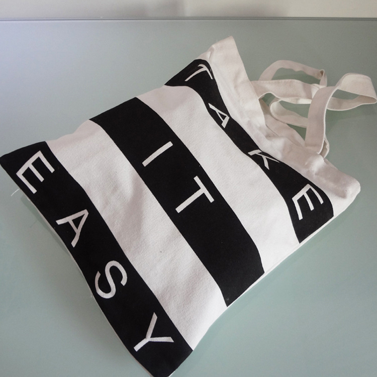 Fashion Leisure Black and White Beach Striped Canvas Bag