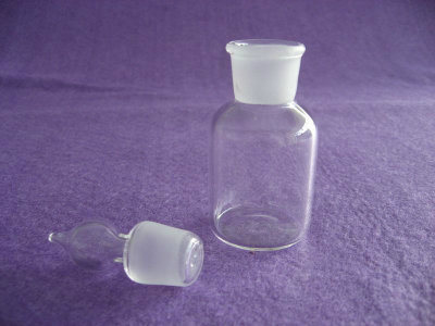 High Quality Customized Clear Quartz Reagent Bottle with Lid