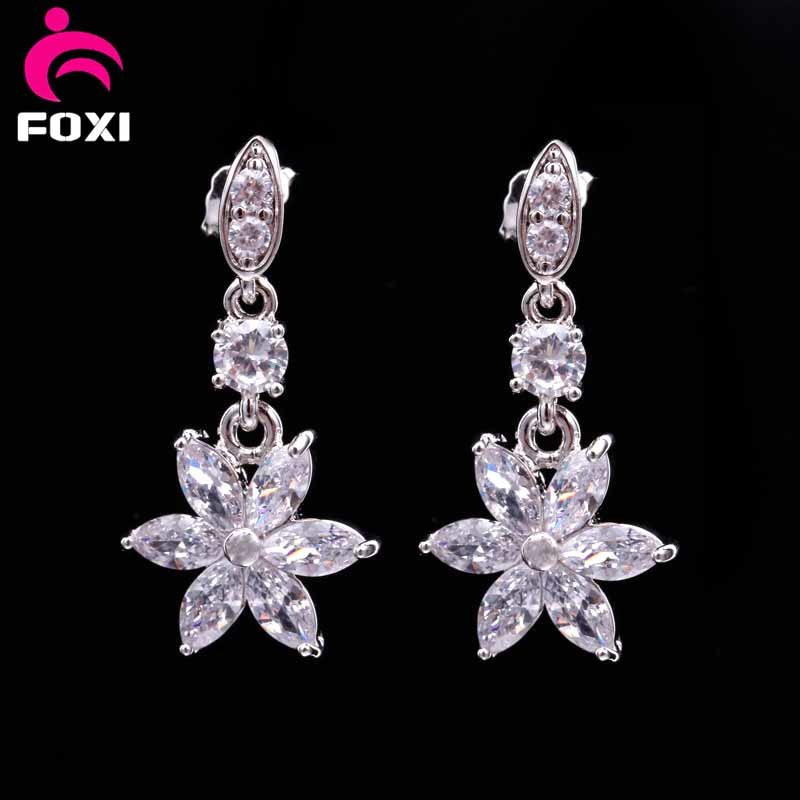 Most Popular Wedding Flower Design White Gold Stud Earrings for Girls