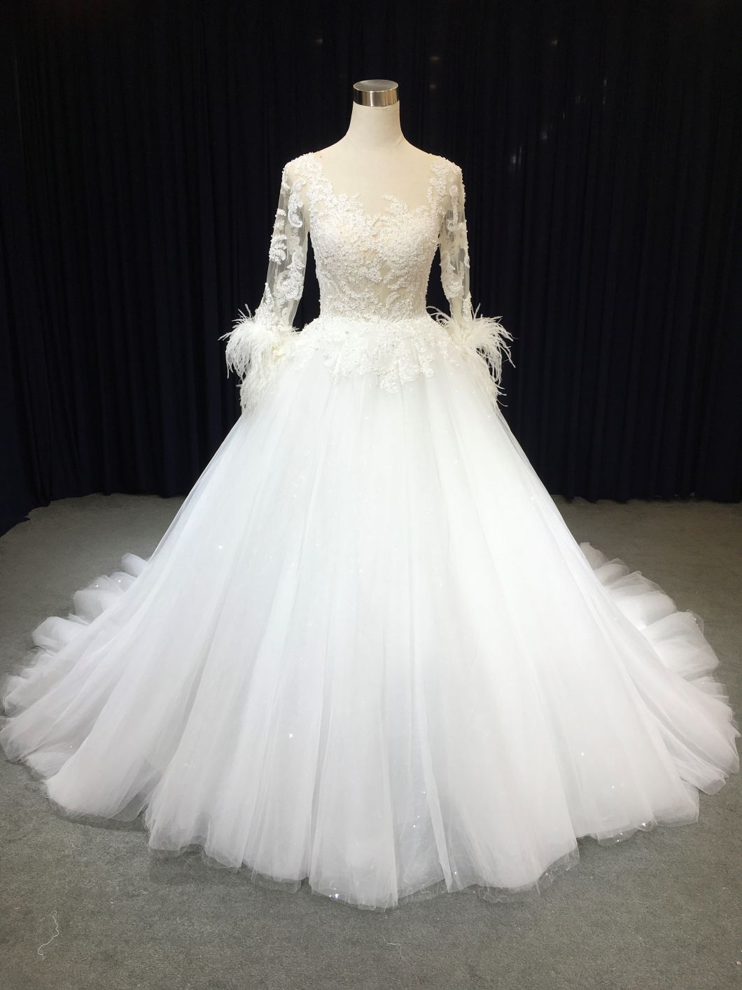 Aoliweiya Top Grade Newest Lace Wedding Dress