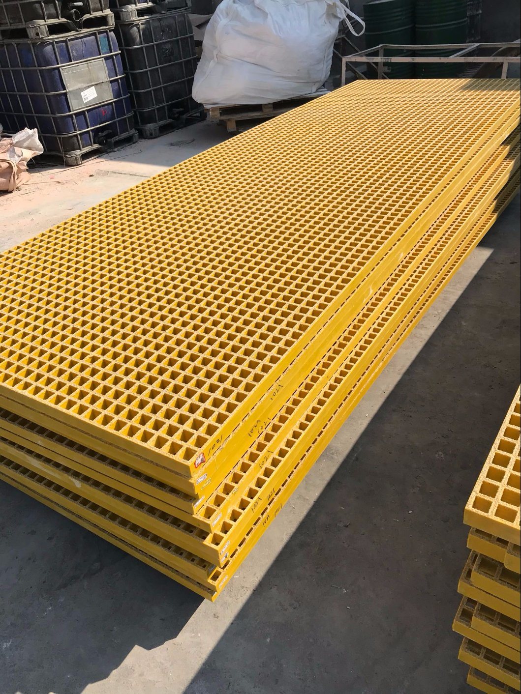 FRP Walkways, Glassfiber Panel Sheet, Fiberglass Molded and Pultruded Grating.