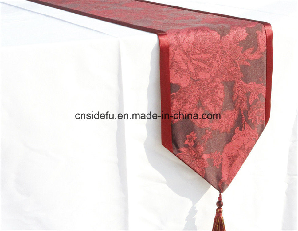 Wholesale Decorative Jacquard Hotel Table Linen Table Runners