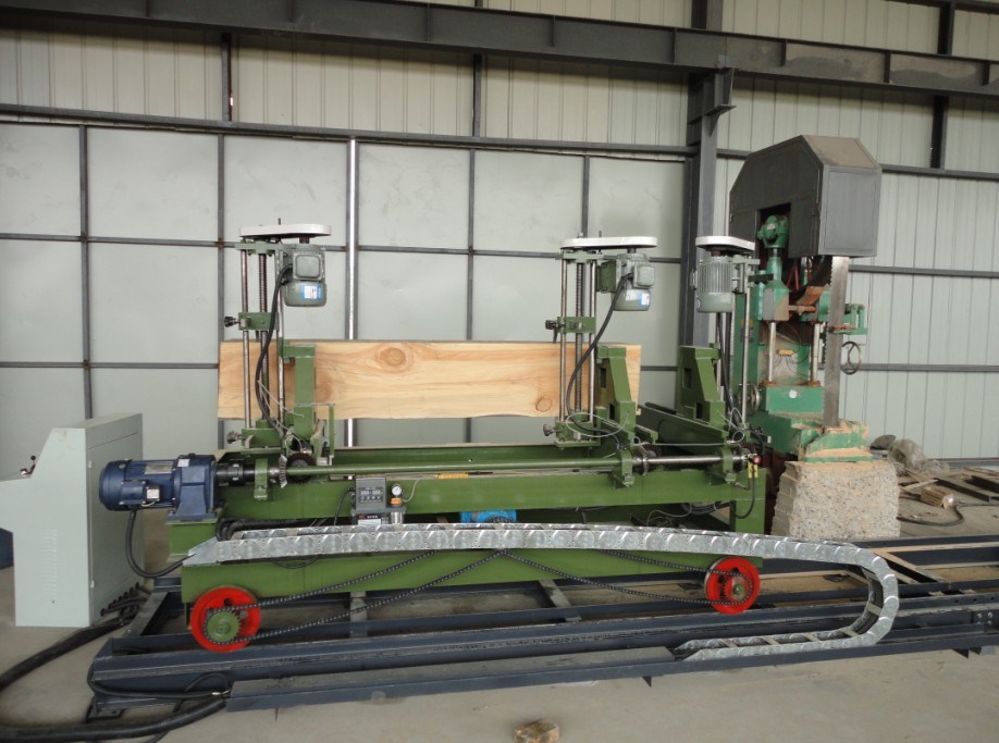 Vertical Band Saw Machine with CNC Log Carriage (MJ328+PCQZ25-06S)