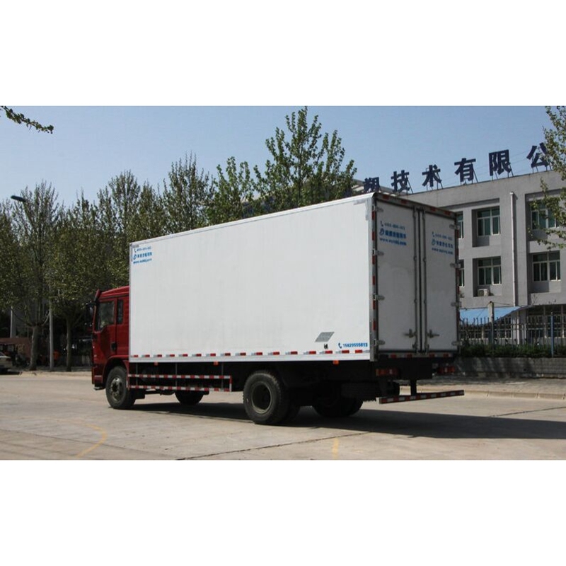 Refrigerated Truck with 6.1m Refrigerated Truck Box Sale