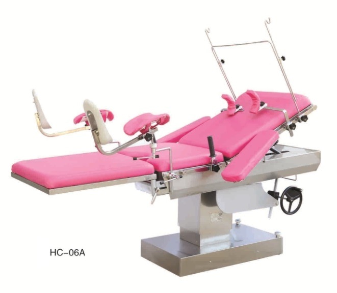 China Good Quality Hc-06A Multi-Function Gynecological Table Delivery Obstetric Bed with Low Price