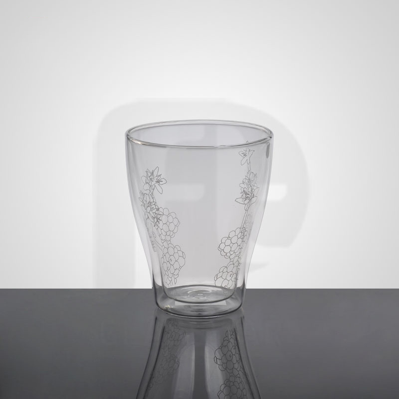 Double Wall Heat Resistant Borosilicate Glass Plum Blossom Tea Cup