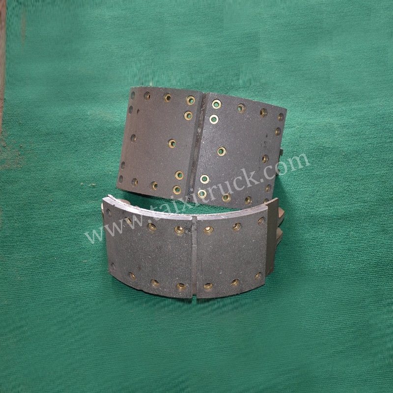 Wg9200340068 Brake Lining with Shoe for HOWO, Shacman, FAW, Dongfeng Truck