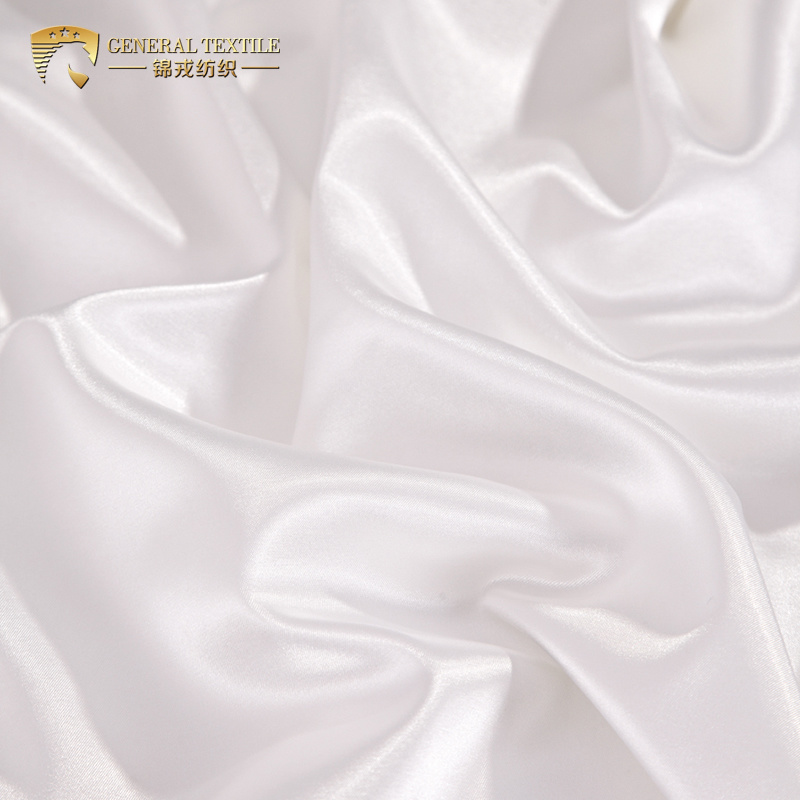 Hotel & Resorts Imitated Silk and Velour Inside Layer Bathrobe with Customized Logo (JRL062)