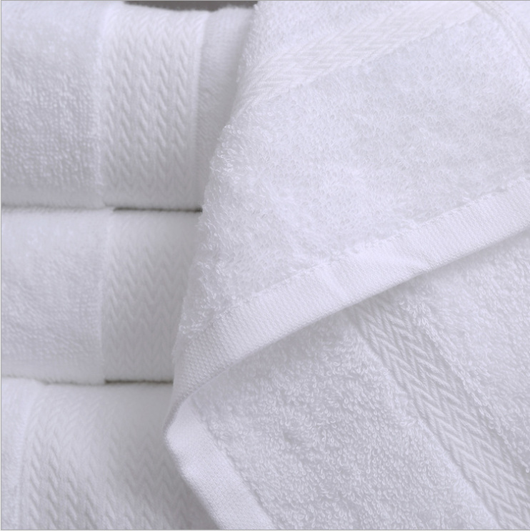 Customized 100% Cotton Dobby White Embroidery Star Hotel Bath Towel