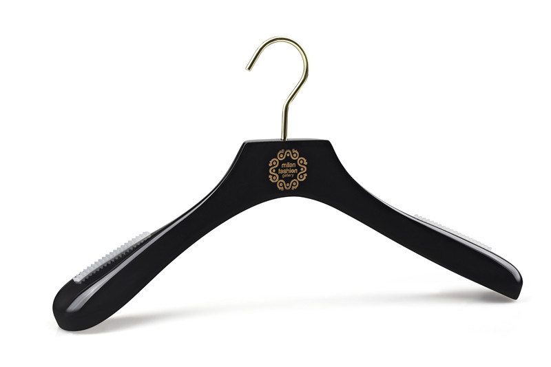 Luxury Wooden Man/Woman Coat Hanger with Metal Plate Logo