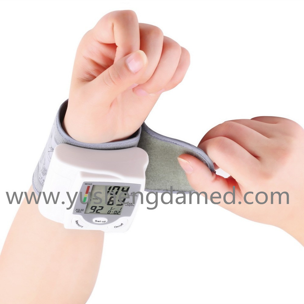 Cheapest Medical Equipment Healthcare Machine Blood Pressure Monitor