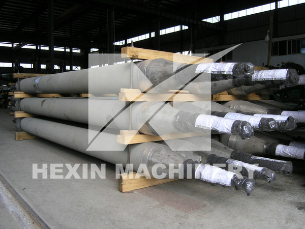 Cenrifugally Cast Rolls for Roller Hearth Slab Reheat Furnaces