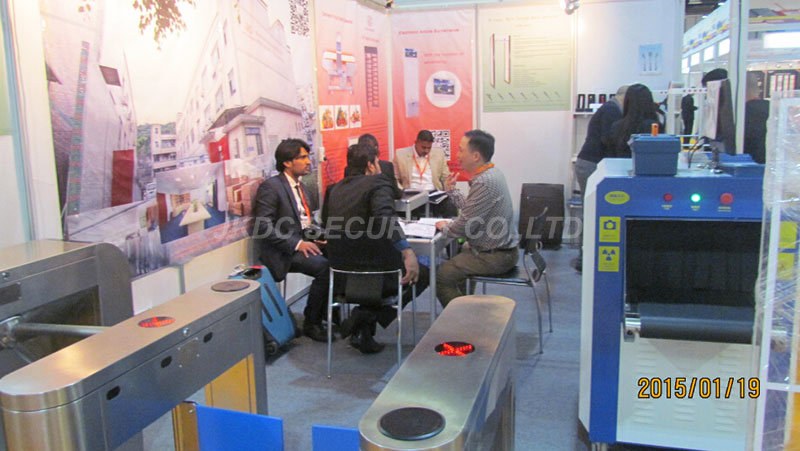 Strong Penetration Bag X Ray Baggage Scanner for for Airport, Railway Station Security Inspection
