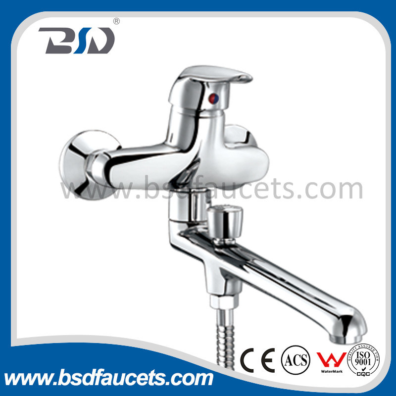 New Design Chrome Polished Wall Mounted Bath Faucet