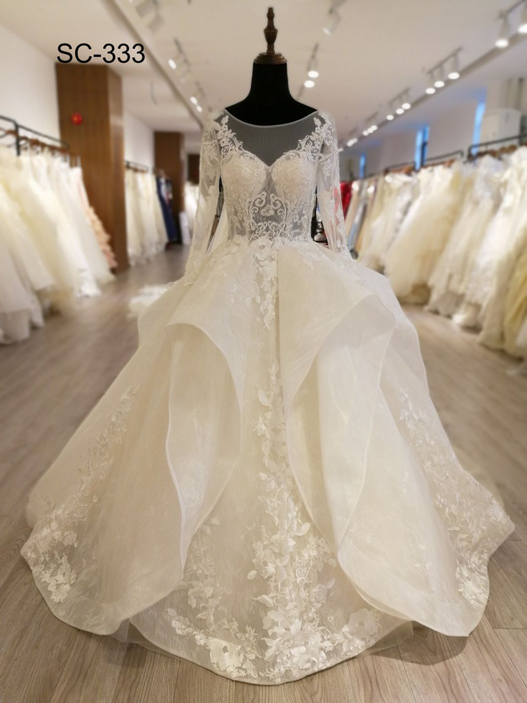 Luxury Wedding Dress Long Sleeves Lace Ball Gown Puffy 2018 Wedding Dress