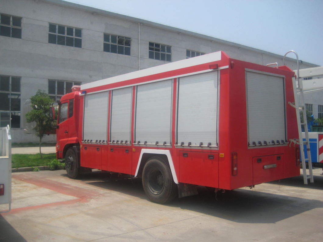 Dongfeng 4X2 Foam Fire Fighting Truck